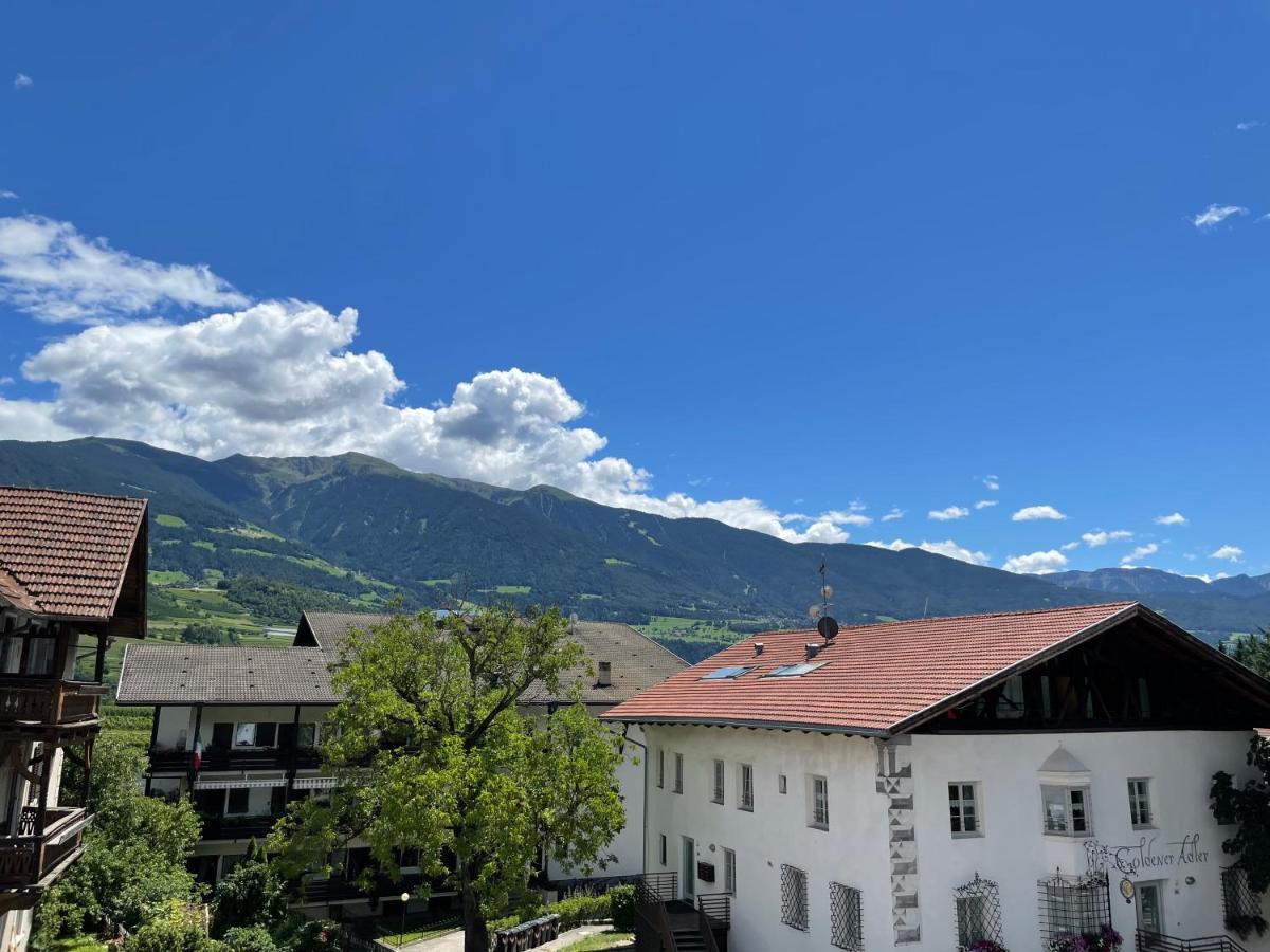 Gasthof Goldenes Lamm Varna Esterno foto