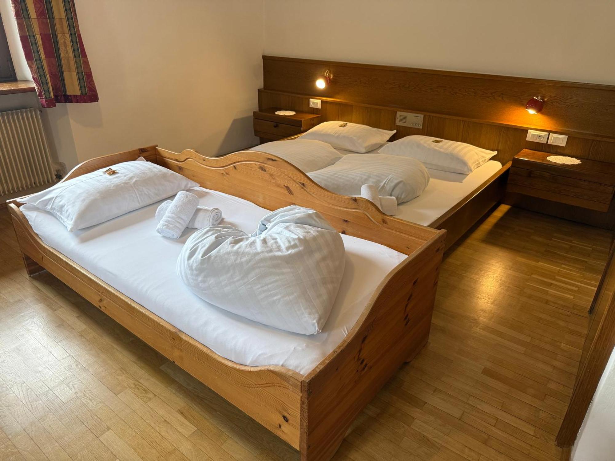 Gasthof Goldenes Lamm Varna Esterno foto