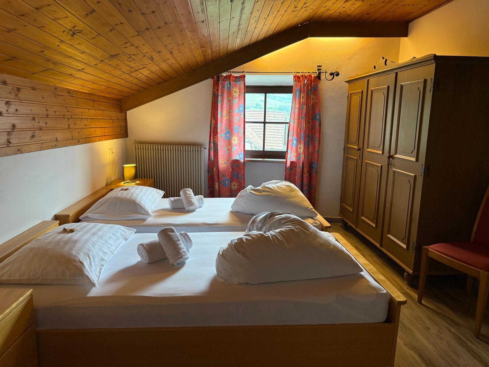 Gasthof Goldenes Lamm Varna Esterno foto